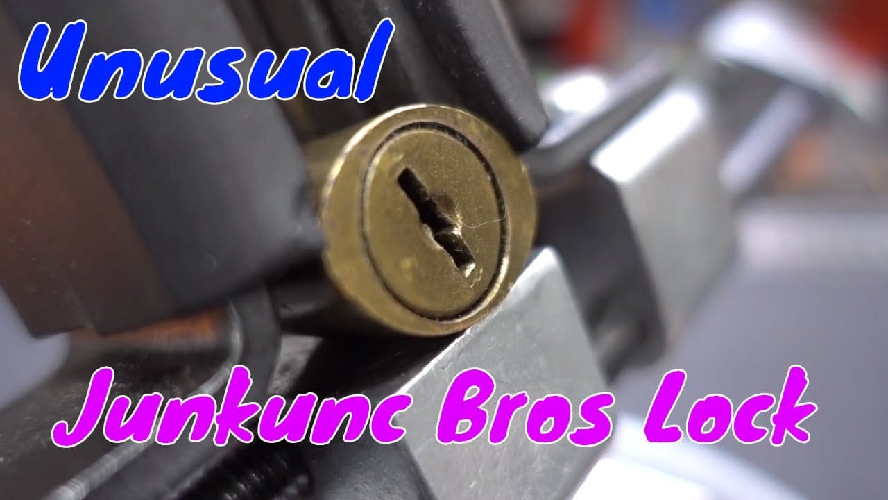 (1461) Junkunc Brothers Barrel Shaped Lock – BosnianBill's LockLab