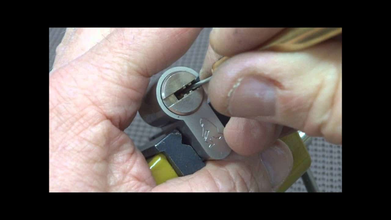 (172) Yeti (Polish) 10-Pin Lock Picked Open (THANKS MantukaSNK!!!) – BosnianBill's LockLab