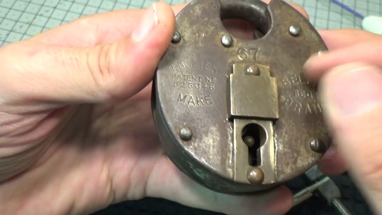 Tallan Pick: 631 VINTAGE BELFRY 4 LEVER PADLOCK GANZUADO, SLP eng sub – BosnianBill's LockLab