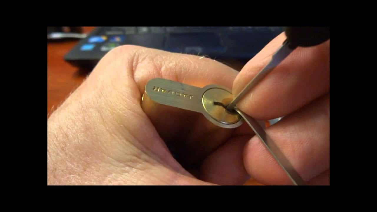 (226) Jaguar Euro-Thumb turn Exploited in EVERY Way… – BosnianBill's LockLab