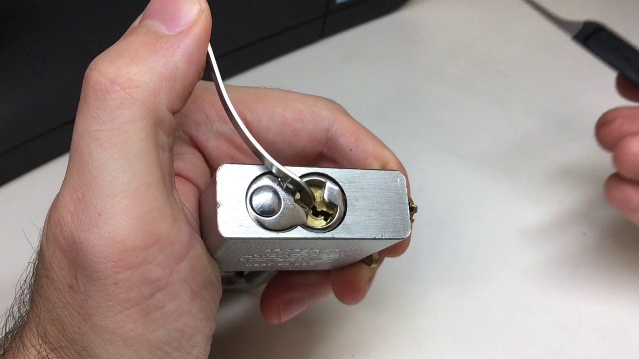 (112) American Lock Series 5260 Picked