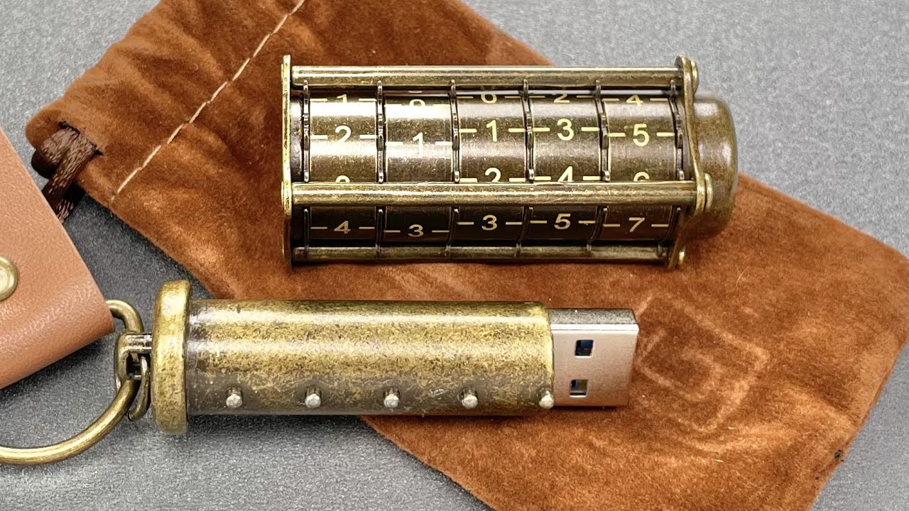 [1324] Did You Think I Was Dumb? Cryptex USB Drive