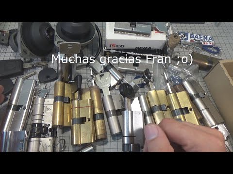 955 IMPRESIONANTE PAQUETE DE CERRADURAS DE FRANCISCO BAENA sub eng