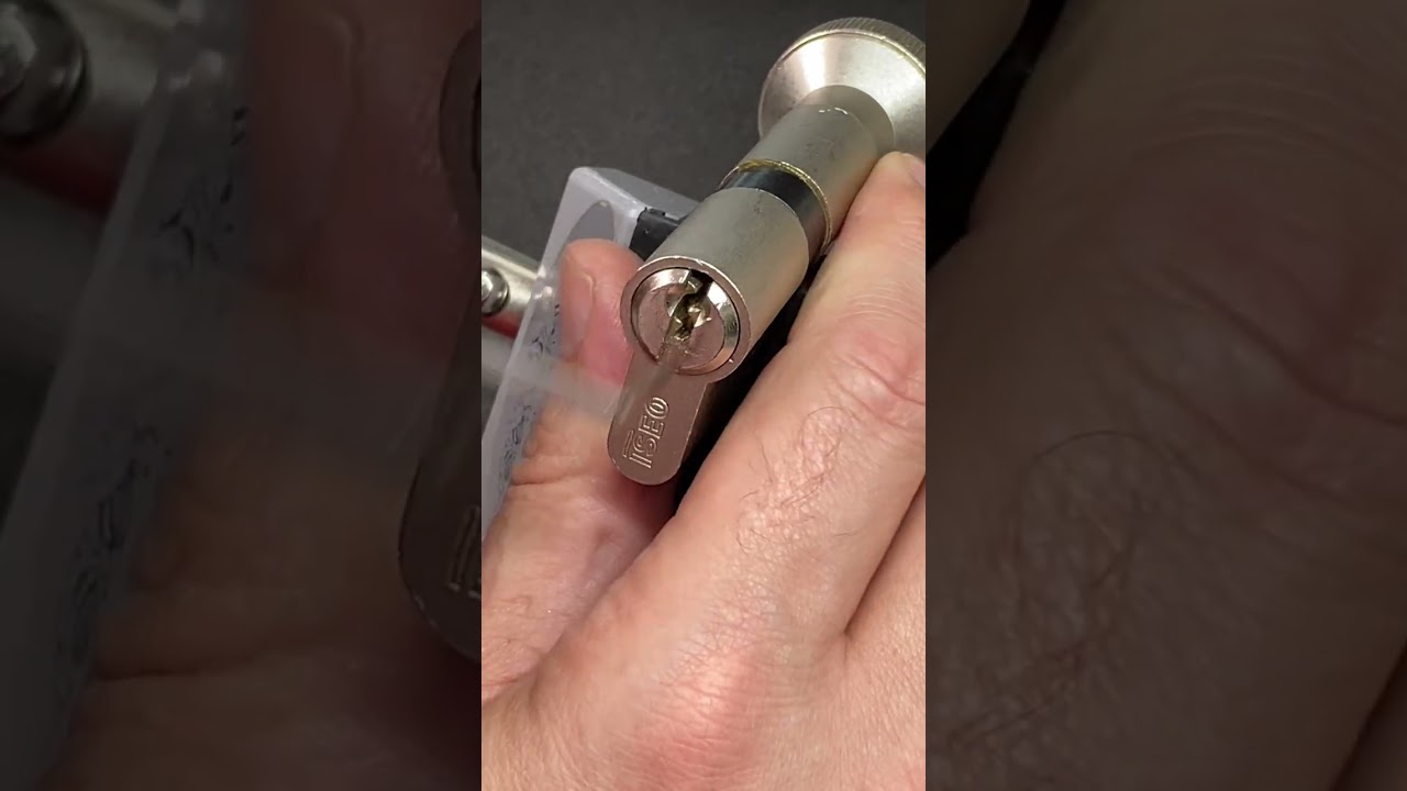 Thumbturn Lock Bypass