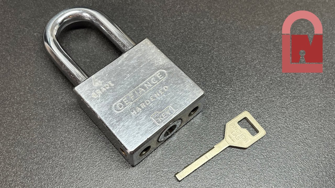 Defiance Grade 4 Padlock with Anchor Las Core - Pick and Gut