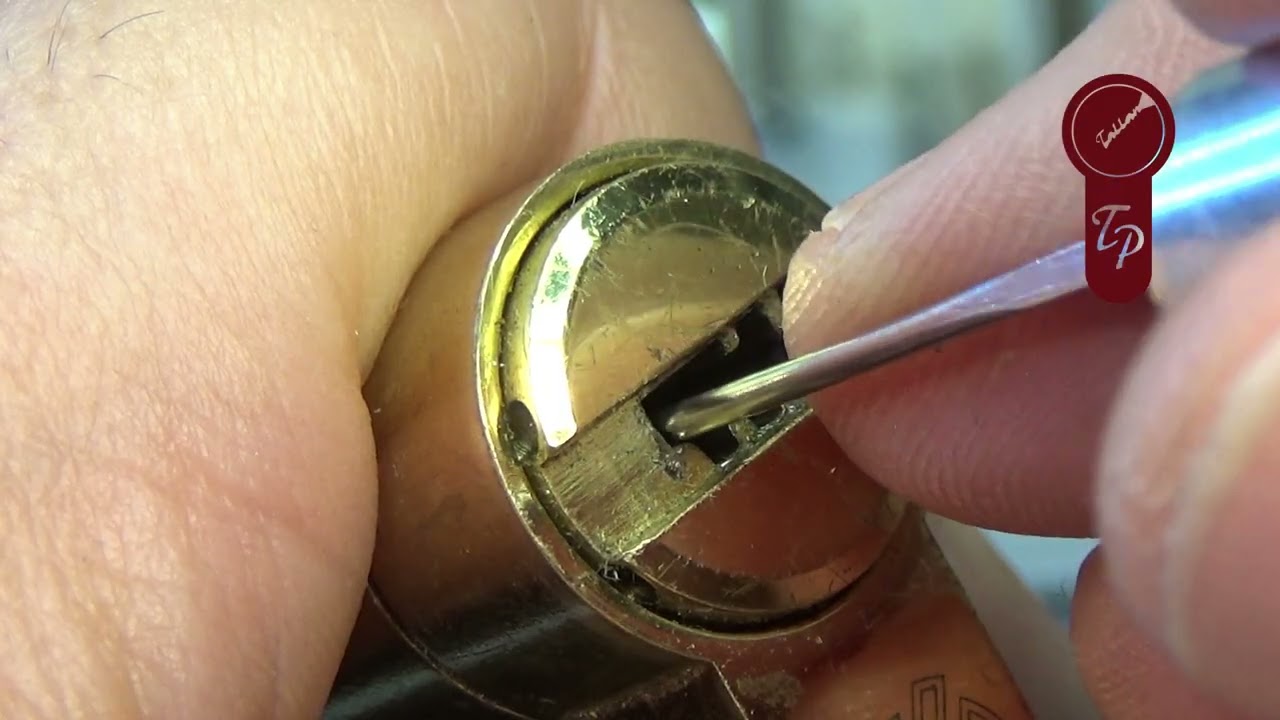 1063 CILINDRO "SECUREMME K22" GANZUADO Y DESMONTADO  sub eng