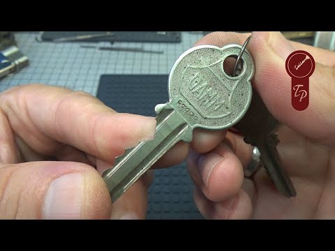 1073 CILINDRO VINTAGE "DAMM" PARA SECRETER DE CAJA FUERTE  sub eng