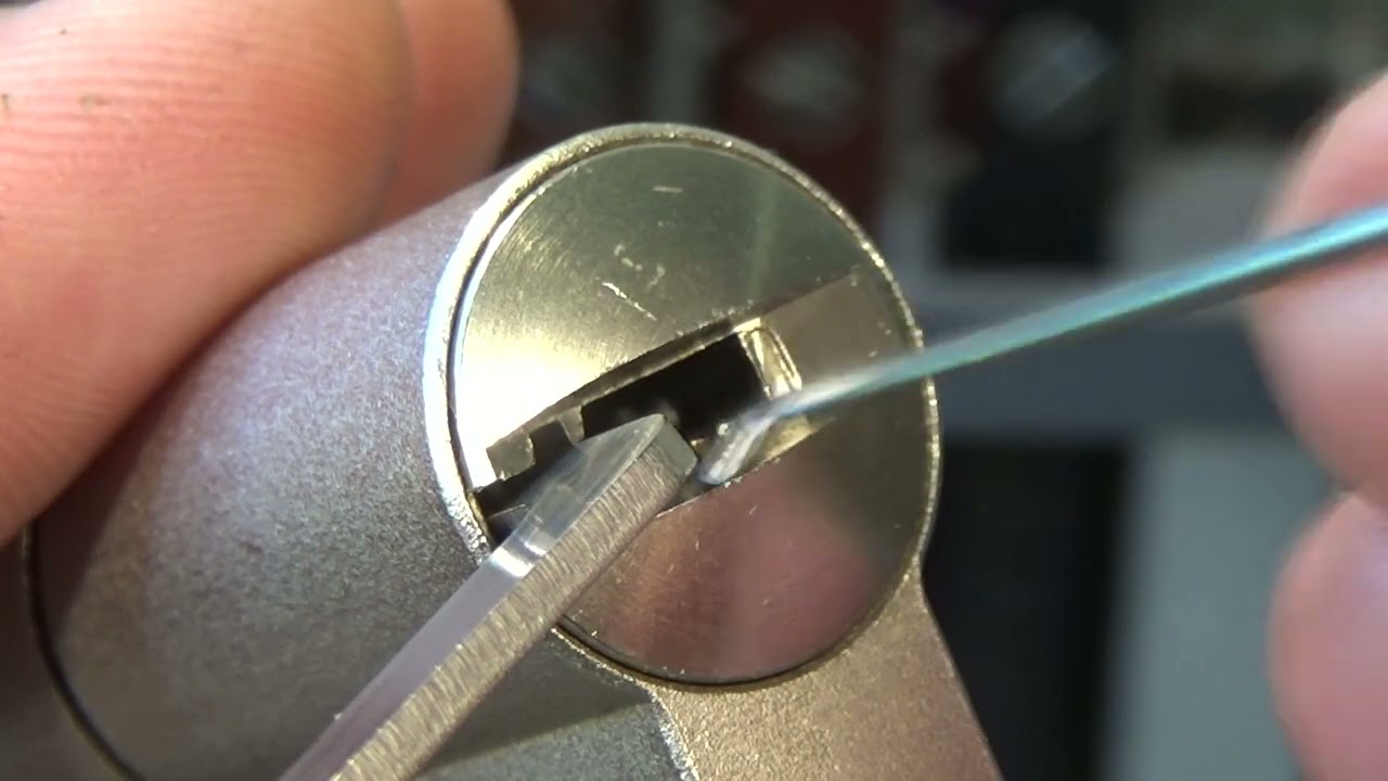 1229 MOTTURA C28 PLUS GANZUADO Y DESMONTADO sub eng