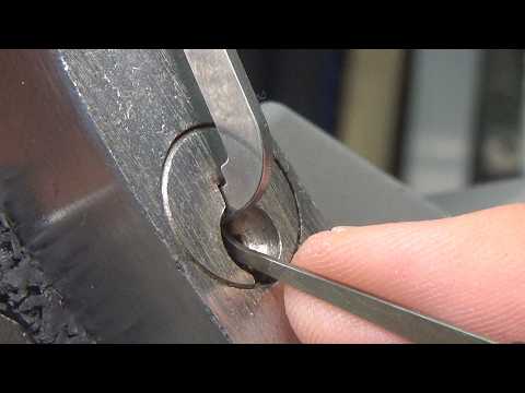 1230 BUENA PELEA CON UN VIEJO CANDADO LIC  sub eng