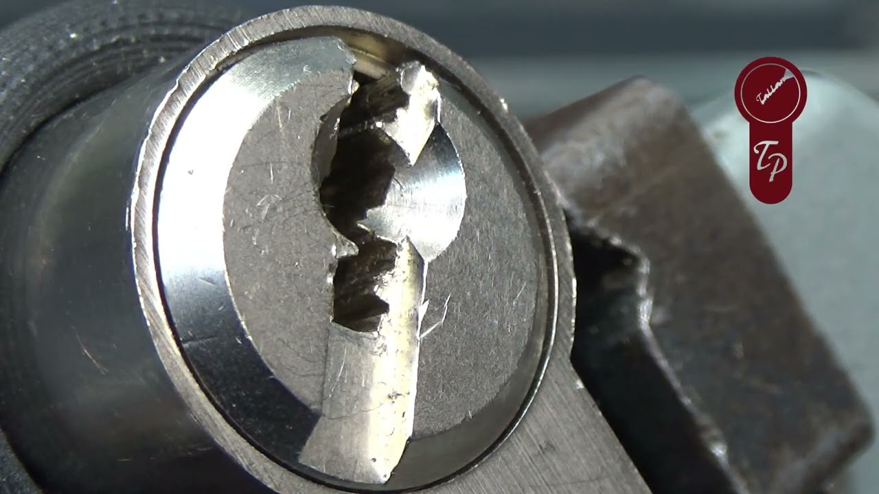 1271 CILINDRO ABUS W14 DE MEMENTILLO GANZUADO Y DESMONTADO eng